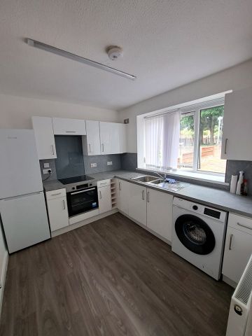 2 Bed Terraced House, West King Street, M3 - Photo 4