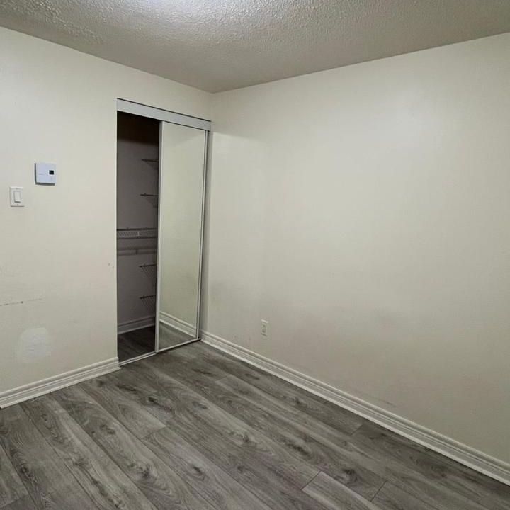 For Lease - 54 Hoskins Square, Brampton, Ontario - Photo 1