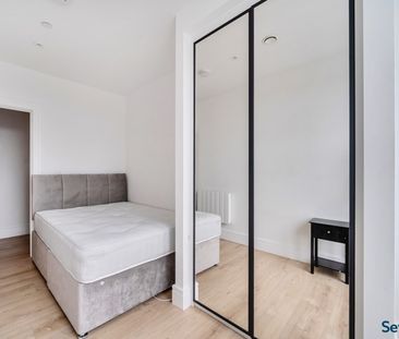 40-48 Pyrcroft Road, Chertsey, Surrey, KT16 - Photo 1