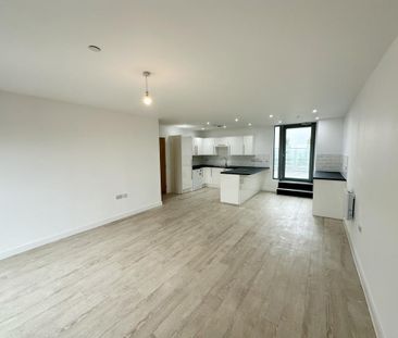 2 bedroom penthouse to rent - Photo 1