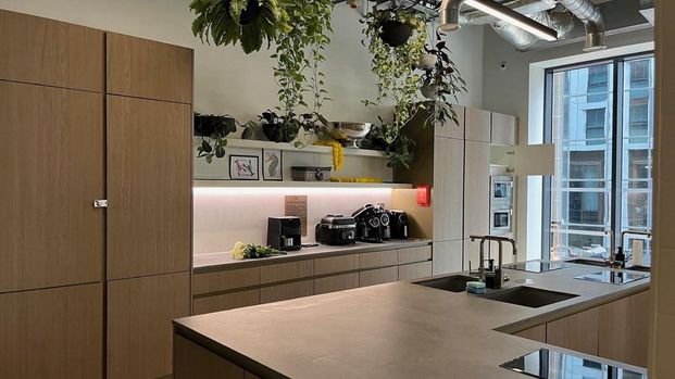 Studio to rent - Photo 1