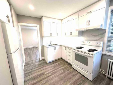 For Lease - 62 Fifth Street Unit# 1, Toronto, Ontario - Photo 4