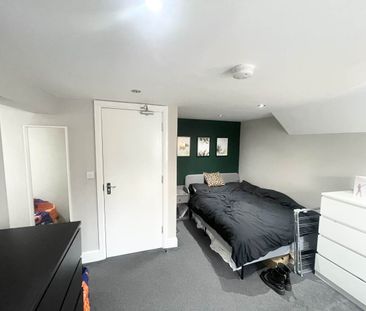 Haddon Avenue (room 1 ), Burley, Leeds - Photo 4