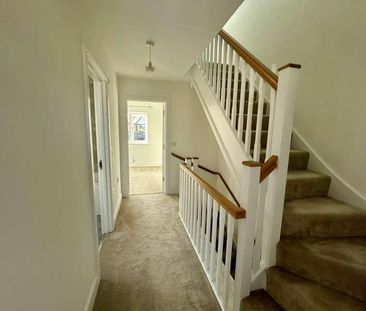 Lectern, Eagle Farm South, MK17 - Photo 6