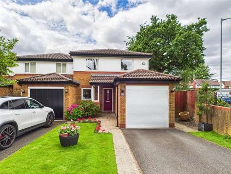 Dawlish Close, Bramhall, Stockport, Greater Manchester, SK7 - Photo 4
