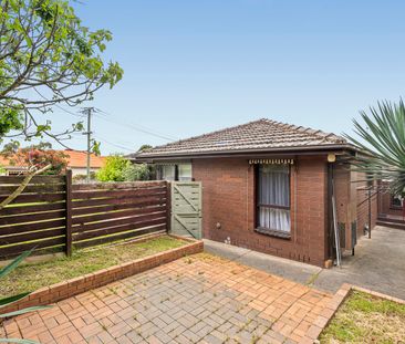 22 Nevis Street, Camberwell VIC 3124 - House For Rent | Domain - Photo 2