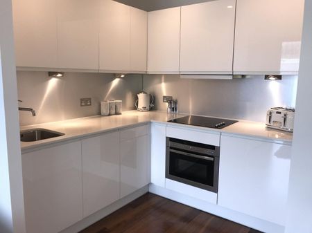 The Hayes, CARDIFF - Photo 5