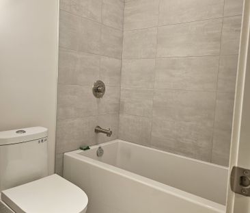 For Lease - 110 Broadway Avenue Unit# 217, Toronto, Ontario - Photo 5