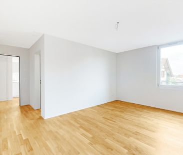 MODERNE WOHNUNG MITTEN IM ZENTRUM VON AARWANGEN - Photo 1