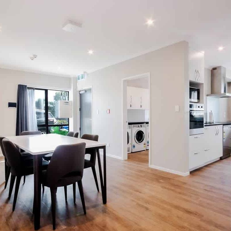 Cosy Papatoetoe Studio Unit/ Balcony! - Photo 1