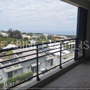 A LOUER - STUDIO D'ENVIRON 31,68 M² - LE TAMPON - 655 € - Photo 3