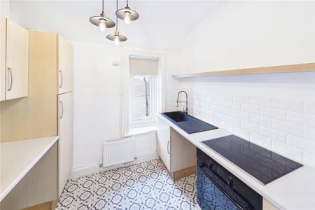 1 bedroom penthouse to rent - Photo 5