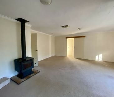 Comfort, Convenience, and Lifestyle in One Home. - Photo 3