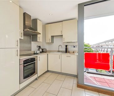 North Road, Brentford, TW8 0GJ - Photo 1