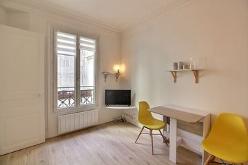 APPART. 1 CHAMBRE – 75018 - Photo 1