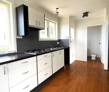 3 bedrooms 1 bathroom WATER INCLUSIVE - Photo 3
