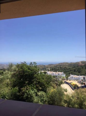 Alquiler de chalet adosado en Ojén pueblo - Photo 4