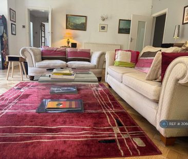 1 bedroom in a flat share to rent - Photo 1