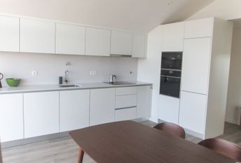 Fantástico apartamento T1 mobilado e equipado, novo, com vistas deslumbrantes sobre ria!