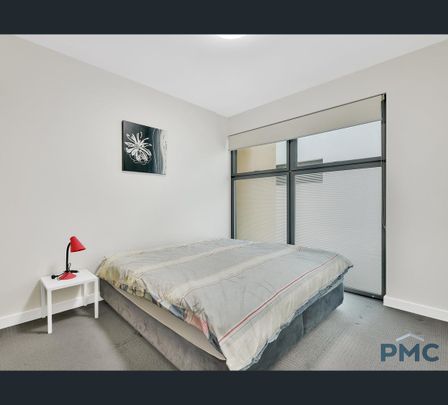 902/107-109 Astor Terrace, Spring Hill, Qld 4000 - Photo 1