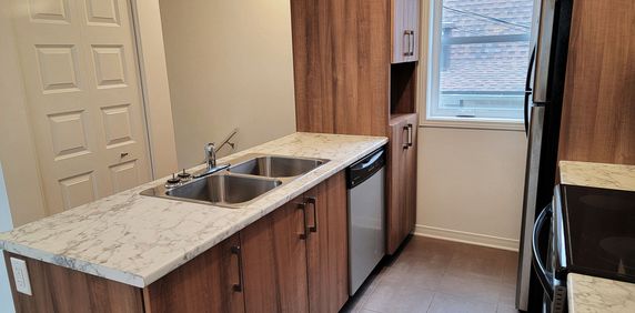 DERNIER ETAGE (Neuf Au Centre-ville) - Photo 2