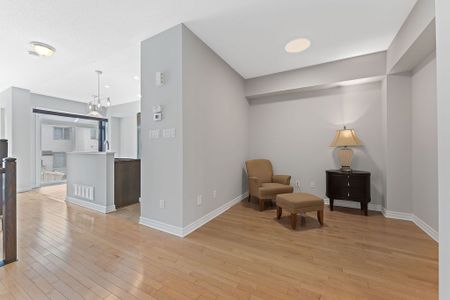 For Lease - 116 Popplewell Crescent, Barrhaven, Ontario - Photo 4