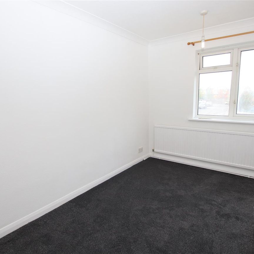 2 bedroom Maisonette to let - Photo 1