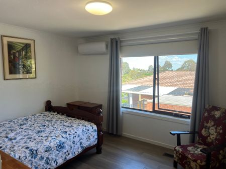 Endeavour Hills - Photo 2