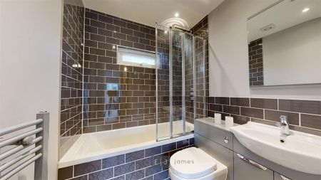 2 bedroom cottage to rent - Photo 2