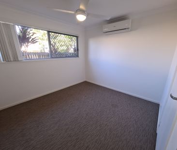 Modern Air Conditioned Townhouse - Photo 4