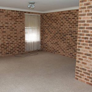 2 Bedroom Unit in Taree West - Photo 3