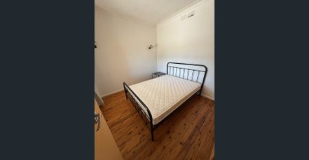 FULLY FURNISHED ONE BEDROOM UNIT - Photo 5