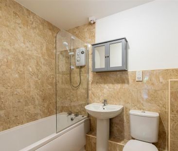 2 bedroom apartment to rent - Photo 6