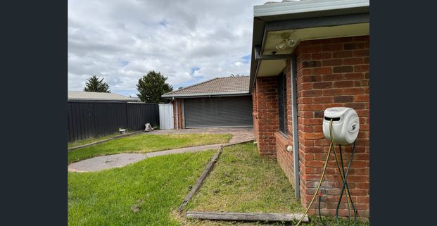 Spacious Family Living on 652m² - Photo 1