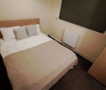 Room 2 16 Tamar Green, HP2 6EP, Hemel Hempstead - Photo 1