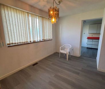 For Lease - 129 Ernest Avenue, Toronto, Ontario - Photo 2