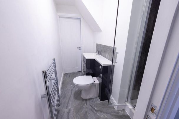 4 bedroom house to rent - Photo 1