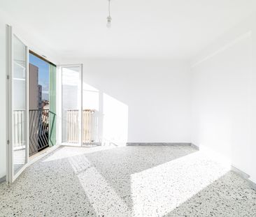 Location Appartement 3 pièces 56m² NICE 06300 - Photo 1