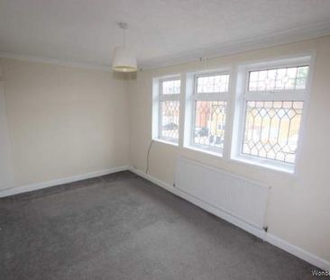 2 bedroom property to rent in Chigwell - Photo 1