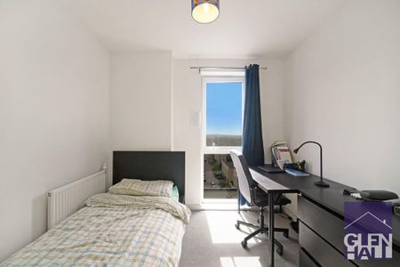 3 bedroom apartment to rent - Photo 3