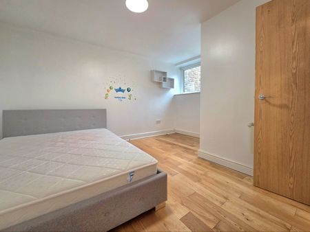 1 Bed Flat, Nightingale Grove, SE13 - Photo 2