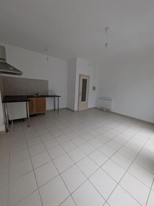 Location Appartement 2 pièces 36m² ST LAURENT DE LA SALANQUE 66250 - Photo 1