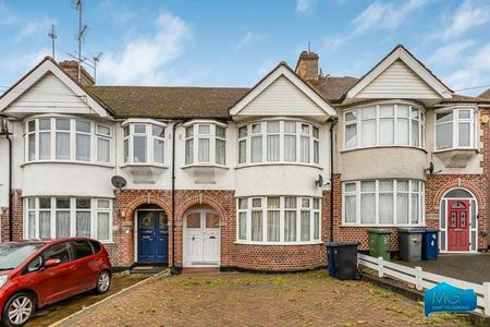 Church Hill Road, East Barnet, Barnet, EN4 - Photo 2