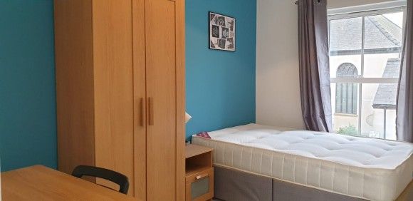 6 Bed - Monson Street â€“ 6 Bed - Photo 1