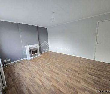 3 bedroom property to rent in Dewsbury - Photo 5