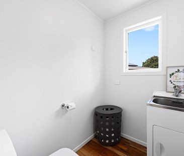 Charming 3BR Home in Silverdale! - Photo 4