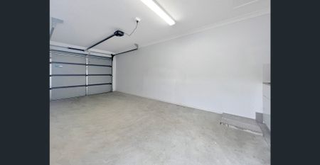 Stylish 2 Bedroom Retreat in Peaceful Boronia Heights - Photo 5