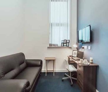 Gold Studio - Photo 6