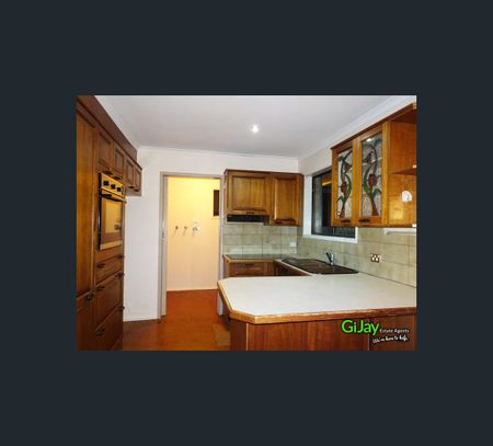 3 Sollya Place, Sunnybank Hills, Qld 4109 - Photo 4