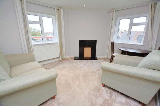 Baltic Close, Central Colliers Wood, SW19 - Photo 1